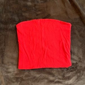 Red Strapless Crop Top​​